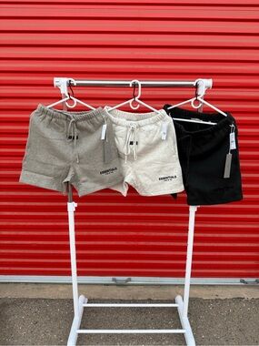 FOG Essentials Shorts Dark Oatmeal
